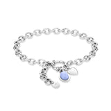 Fynch-Hatton Armband bestehend aus einer flachen, silbernen Gliederkette mit Herzcharm und lila Schmuckstein; Produktbild