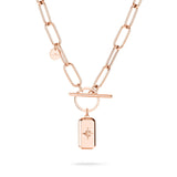 Fynch-Hatton Halskette bestehend aus einer roségoldenen Gliederkette mit Anhänger mit Nordstern-Design; Produktbild