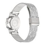 Liebeskind Berlin Armbanduhr mit silbernem Zifferblatt, silbernen Indizes, silbernem Gehäuse und silbernem, glitzerndem Meshband; Rückansicht