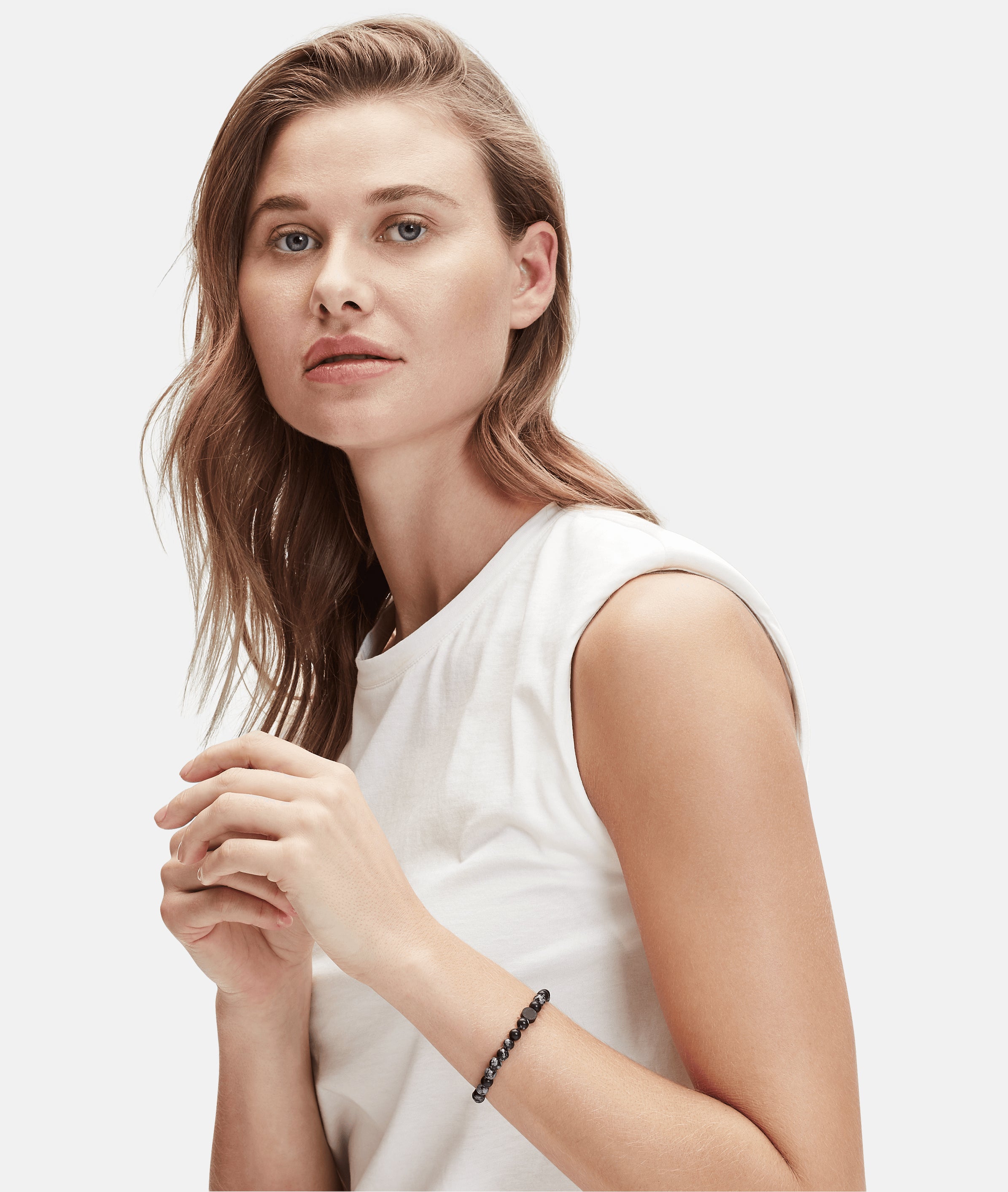 Liebeskind Berlin Armband Beads; Edelstahlbeads in der Farbe schwarz Tragebild