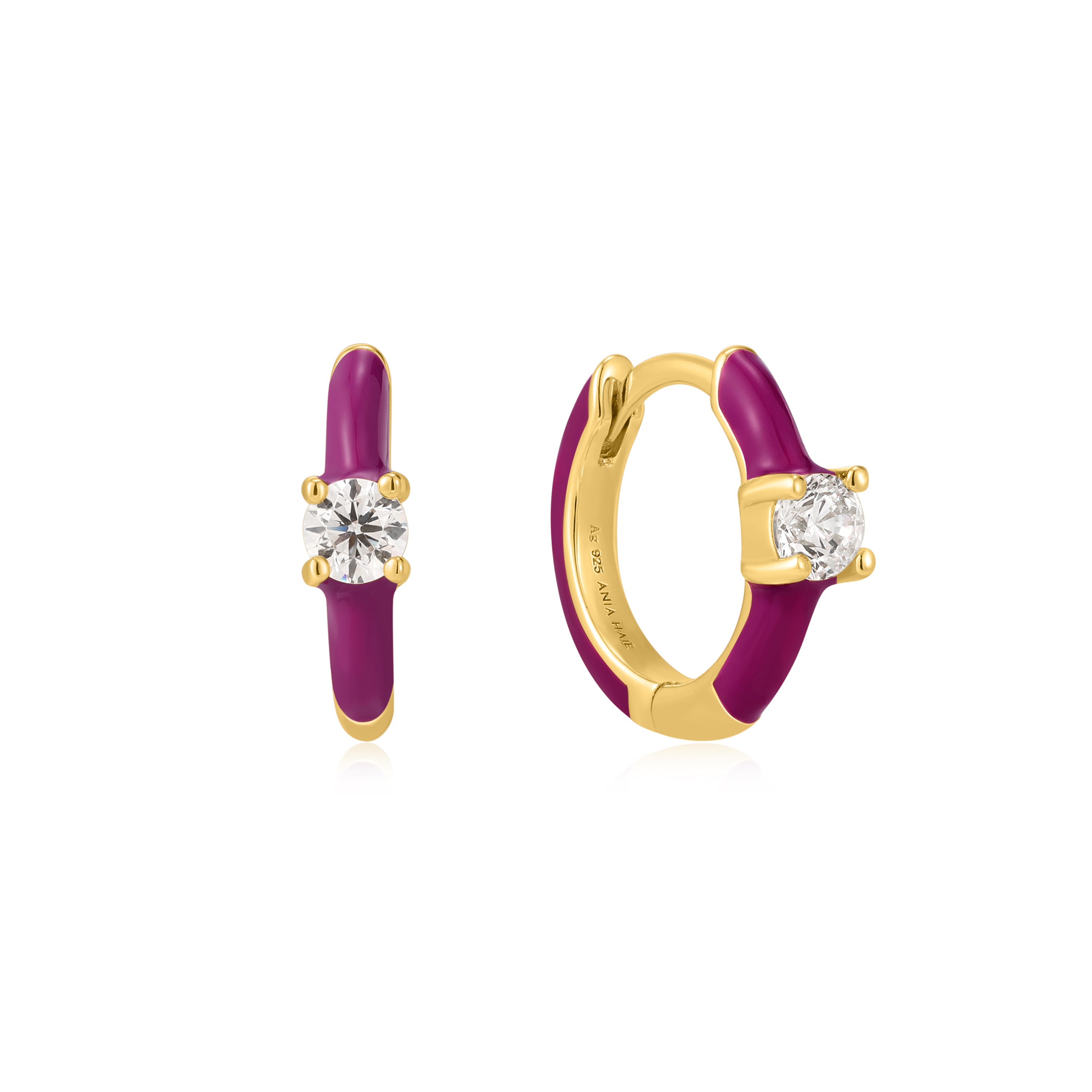 Ania Haie Creole - Berry Enable Stone: Goldene Creolen von Ania Haie, gefertigt aus 925er Sterlingsilber mit magentafarbenen Emaille-Akzenten und einem klaren Zirkoniastein auf jedem Ohrring.