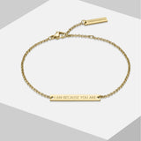 Liebeskind Berlin Armband bestehend aus einer filigranen, goldenen Kette und einer gravierten Edelstahlplatte mit Gravur-Möglichkeit auf der Rückseite; Zusatzbild