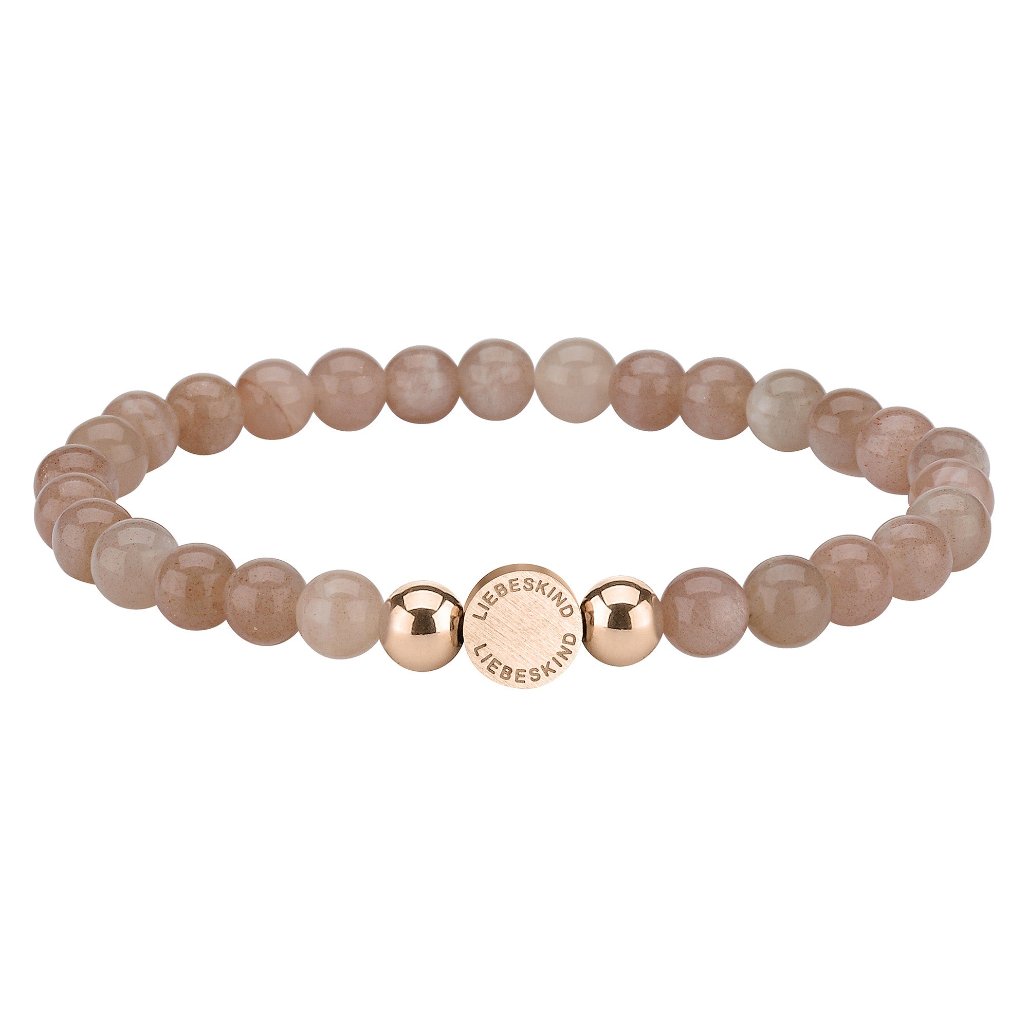 Das LIEBESKIND BERLIN Beads - Pink Opal ist ein dehnbares Armband für Frauen, das aus runden, rosafarbenen Opalperlen und zwei goldenen Metallperlen mit dem eingravierten Liebeskind Berlin Schriftzug in der Mitte besteht.