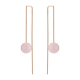Liebeskind Berlin Ohrhänger in roségold mit filigranem, langem Stabdesign und Beads Anhänger aus Rosenquarz oder Mondstein; Produktbild