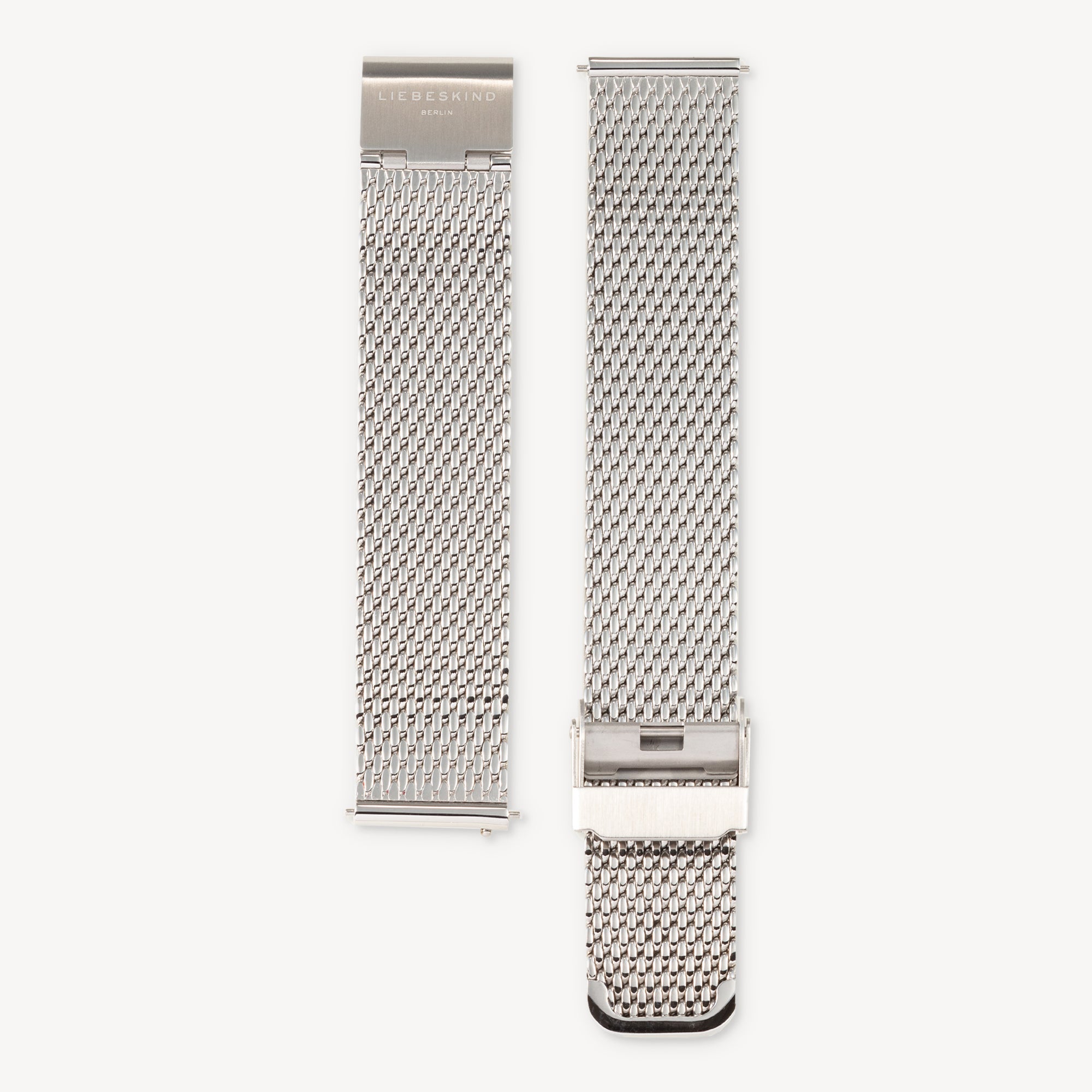 Zwei LIEBESKIND BERLIN Uhrenband - Easy Change Uhrenarmbänder von Liebeskind Berlin aus silbernem Metallgeflecht mit Schließe sind nebeneinander auf weißem Hintergrund abgebildet.