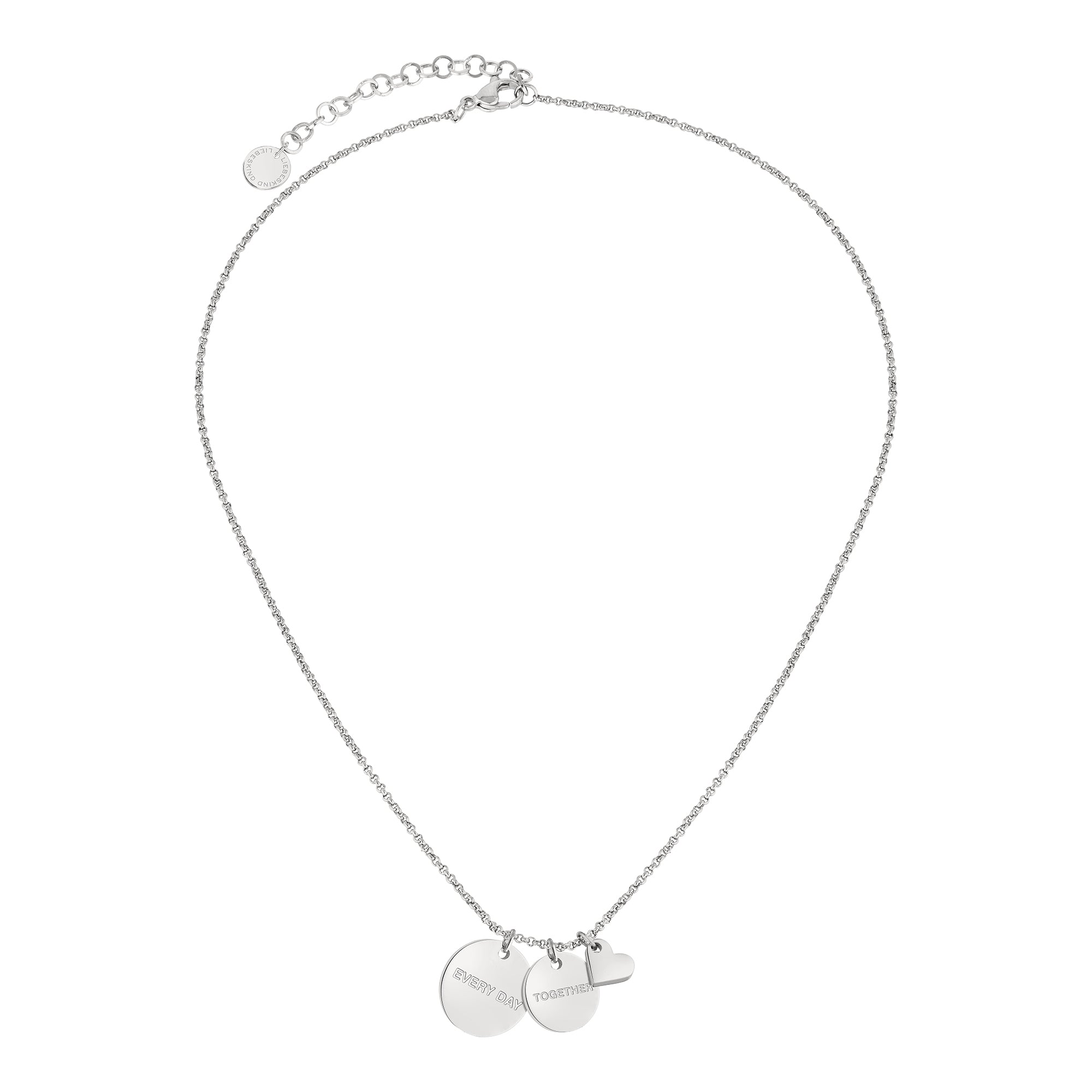 Die LIEBESKIND BERLIN Halskette - Together, Today, Everyday von Liebeskind Berlin besteht aus zwei gravierten Anhängern und einem kleinen Herzanhänger an einer feinen Silberkette - perfekt als Geschenk mit Herz.