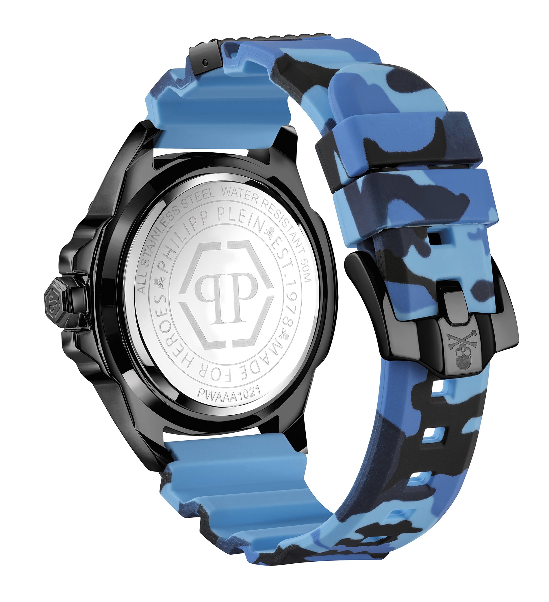 Philipp Plein Armbanduhr mit blau-camouflagenfarbenem Zifferblatt mit schwarzem Totenkopfdesign und schwarzen sowie blauen Akzenten, schwarzem Gehäuse mit blau-camouflagefarbenem Topring und blau-camouflagefarbenem Edelstahlband Produktbild