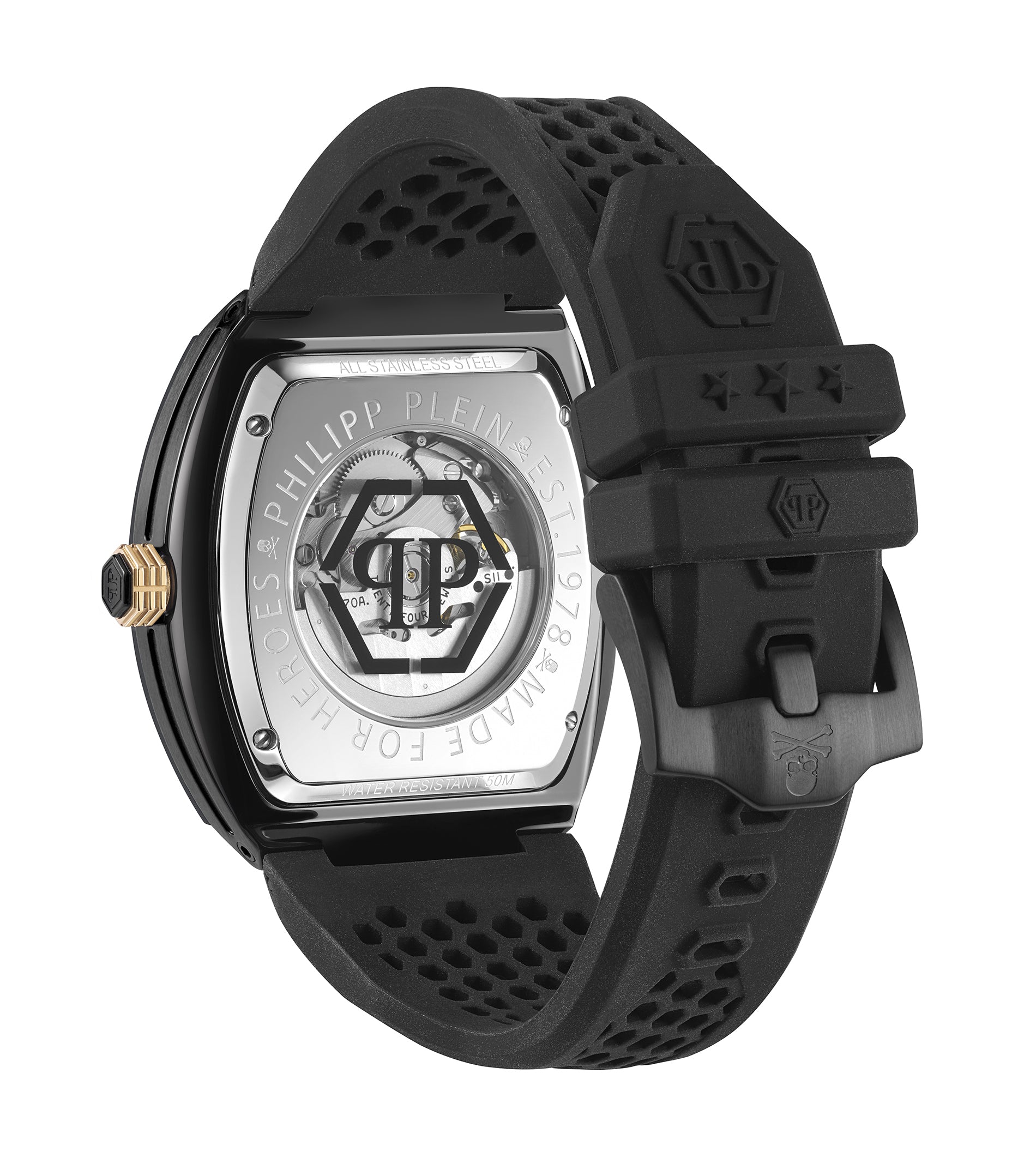 Rückansicht der Philipp Plein Armbanduhr - The Black $keleton mit einem strukturierten Silikonarmband und einem gravierten Metallgehäuse.