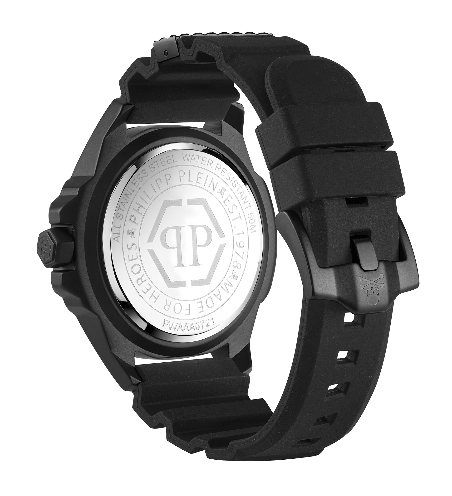 Rückansicht der Philipp Plein Armbanduhr - The Solid Black $kull, mit graviertem Metallboden mit PHILIPP PLEIN Branding und Signaturdetails.