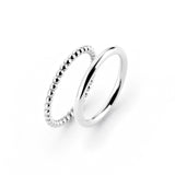 Tamaris Ring-Set Größe 52; in der Farbe silber bestehend aus einem glatten Ring und einem Ring mit geriffelter Struktur Produktbild