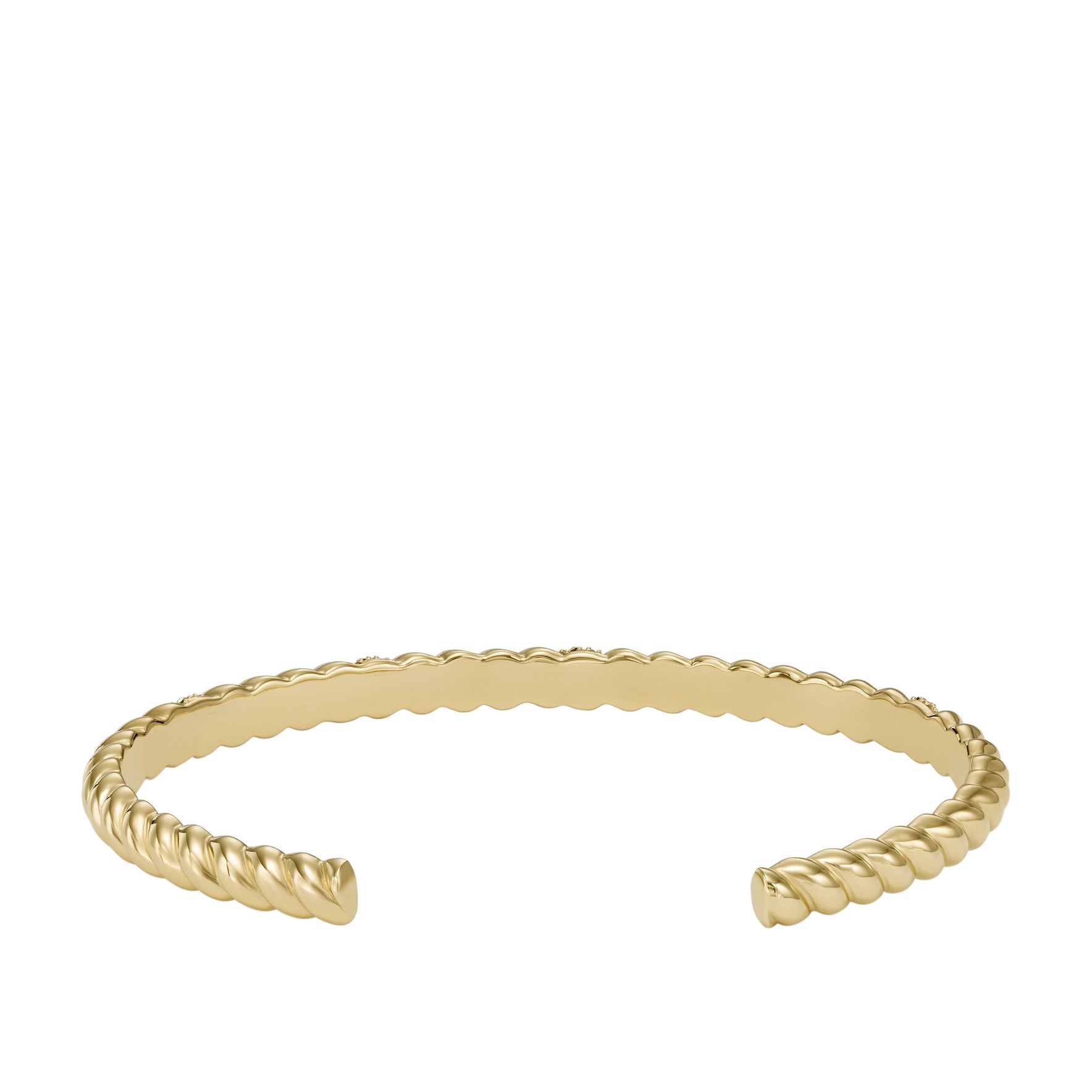 Fossil Armreif in gedrehter Struktur mit Glitzersteinakzenten in der Farbe gold Produktbild