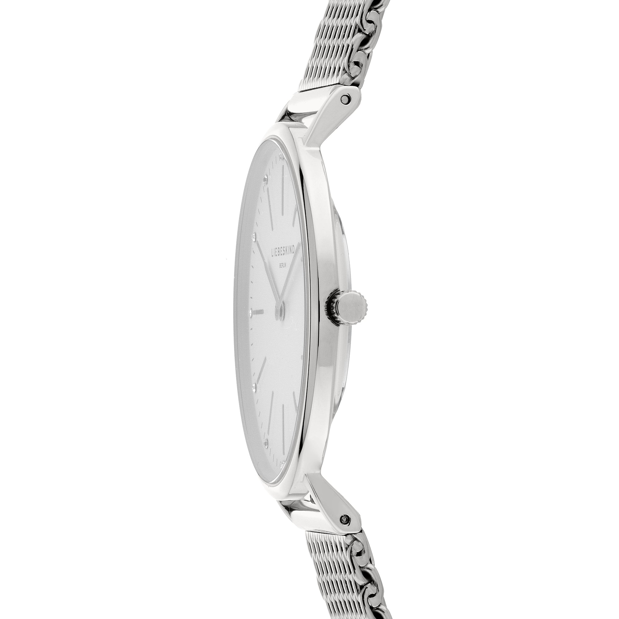 Liebeskind Berlin Armbanduhr mit Zirkoniadetails auf dem Zifferblatt, silbernen Indizes, silbernem Gehäuse und silbernem Meshband; Seitenansicht