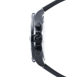 Seitenansicht der Fynch-Hatton Armbanduhr - The Black Chrono, einem stilvollen Herrenchronographen in Schwarz mit zwei Drückern und einer Krone, gefertigt aus Edelstahl und isoliert auf weißem Hintergrund dargestellt.