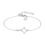 Das Apple of Eden Armband - The Sparkling Flower von Apple of Eden zeichnet sich durch ein zartes, filigranes Design mit einem kleeblattförmigen Mittelstück und einem kleinen runden Anhänger an einer verstellbaren Kette aus - ein elegantes, wirklich besonderes Stück.
