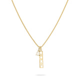 Die Tamaris Halskette - Glaube, Liebe, Hoffnung ist eine goldene Halskette mit einem rechteckigen I ♥ U-Anhänger und einem kleinen weißen Perlenanhänger - ein ideales Geschenk von Tamaris.