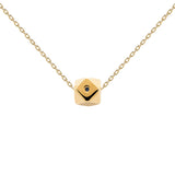 PDPaola Halskette bestehend aus einer goldenen Ankerkette und einem goldenen Anhänger in geometrischer Form; Produktbild