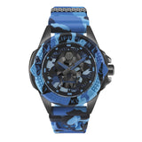 Philipp Plein Armbanduhr mit blau-camouflagenfarbenem Zifferblatt mit schwarzem Totenkopfdesign und schwarzen sowie blauen Akzenten, schwarzem Gehäuse mit blau-camouflagefarbenem Topring und blau-camouflagefarbenem Edelstahlband Produktbild