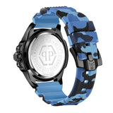 Philipp Plein Armbanduhr mit blau-camouflagenfarbenem Zifferblatt mit schwarzem Totenkopfdesign und schwarzen sowie blauen Akzenten, schwarzem Gehäuse mit blau-camouflagefarbenem Topring und blau-camouflagefarbenem Edelstahlband Rückansicht