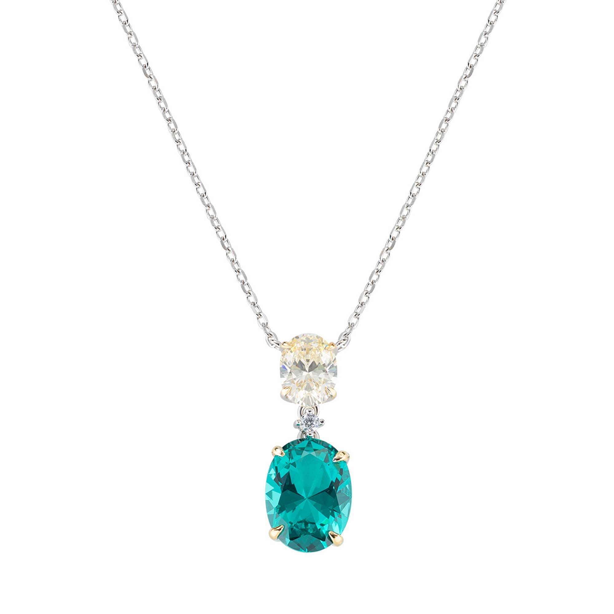 Die Amen Halskette - The Green Pendant von Amen besteht aus 925er Sterlingsilber und besitzt einen gelben Diamanten sowie einen ovalen, tealfarbenen Edelstein als Anhänger an einer feinen Kette.