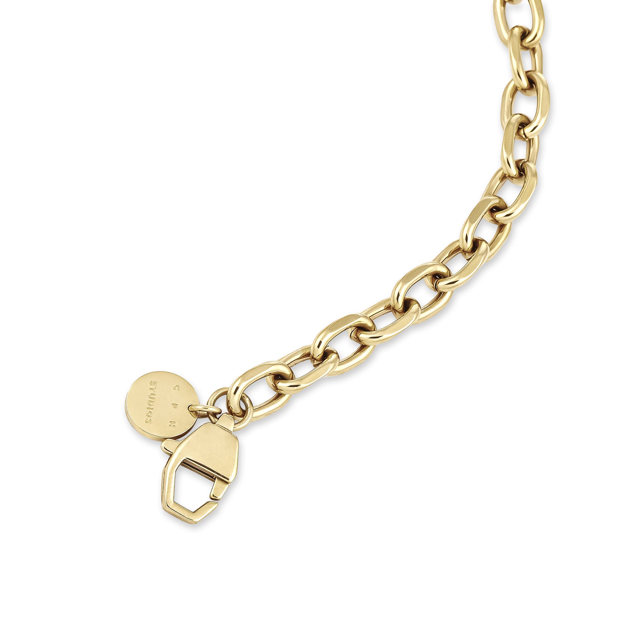 Das COPENHAGEN STUDIOS Armband - Basic Chains von Copenhagen Studios zeichnet sich durch auffällige Glieder und einen einzigartigen, schlossförmigen Verschluss aus - ein ideales Accessoire, das sich perfekt mit Ihrem Lieblingsarmband kombinieren lässt.