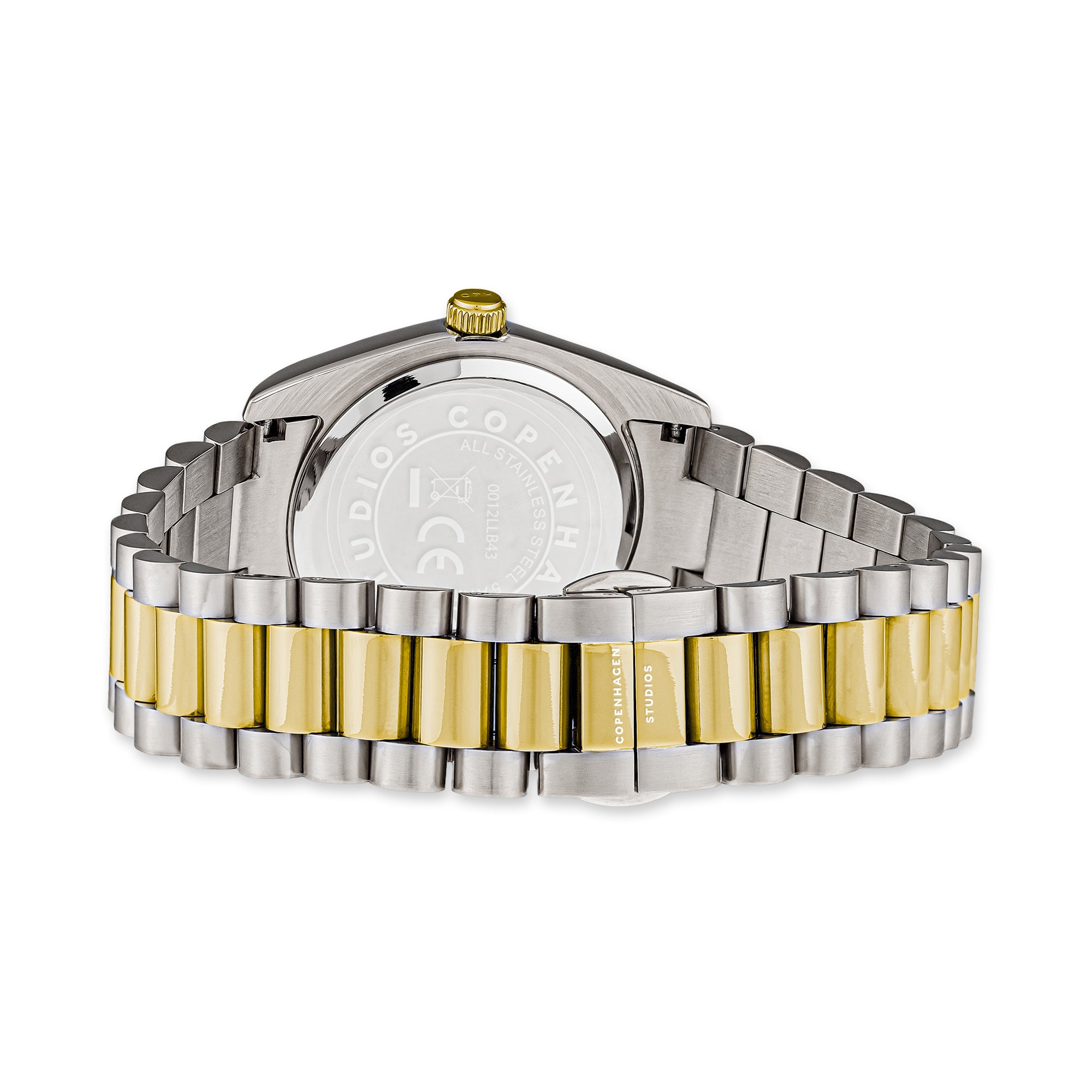 Rückansicht der COPENHAGEN STUDIOS Armbanduhr - Round Watch von Copenhagen Studios in zweifarbigem Silber und Gold mit Metallgliederband und graviertem Gehäuseboden - ideal für Fans von elegantem, minimalistischem Design.