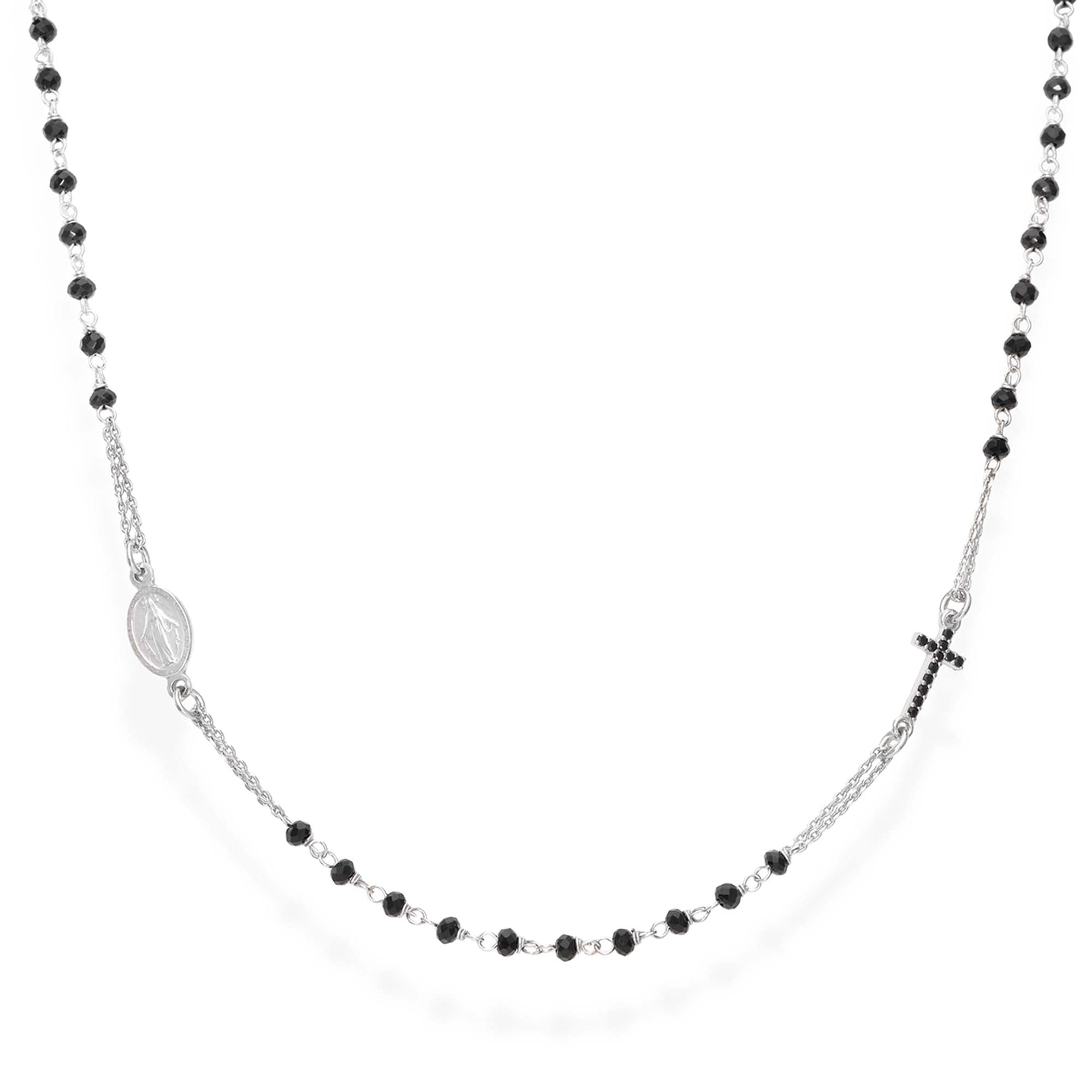 Die Amen Halskette - The Cross von Amen ist eine rosenkranzähnliche Unisex-Halskette aus 925er Sterlingsilber mit schwarzen Perlen, einem kleinen Kreuz und einem ovalen Medaillon - ideal, um Ihren Glauben mit Stil auszudrücken.