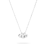 Tamaris Halskette bestehend aus einer filigranen, silbernen Kette und drei kleinen Charms mit verschiedenen Sternmotiven und Glitzersteinverzierungen; Produktbild