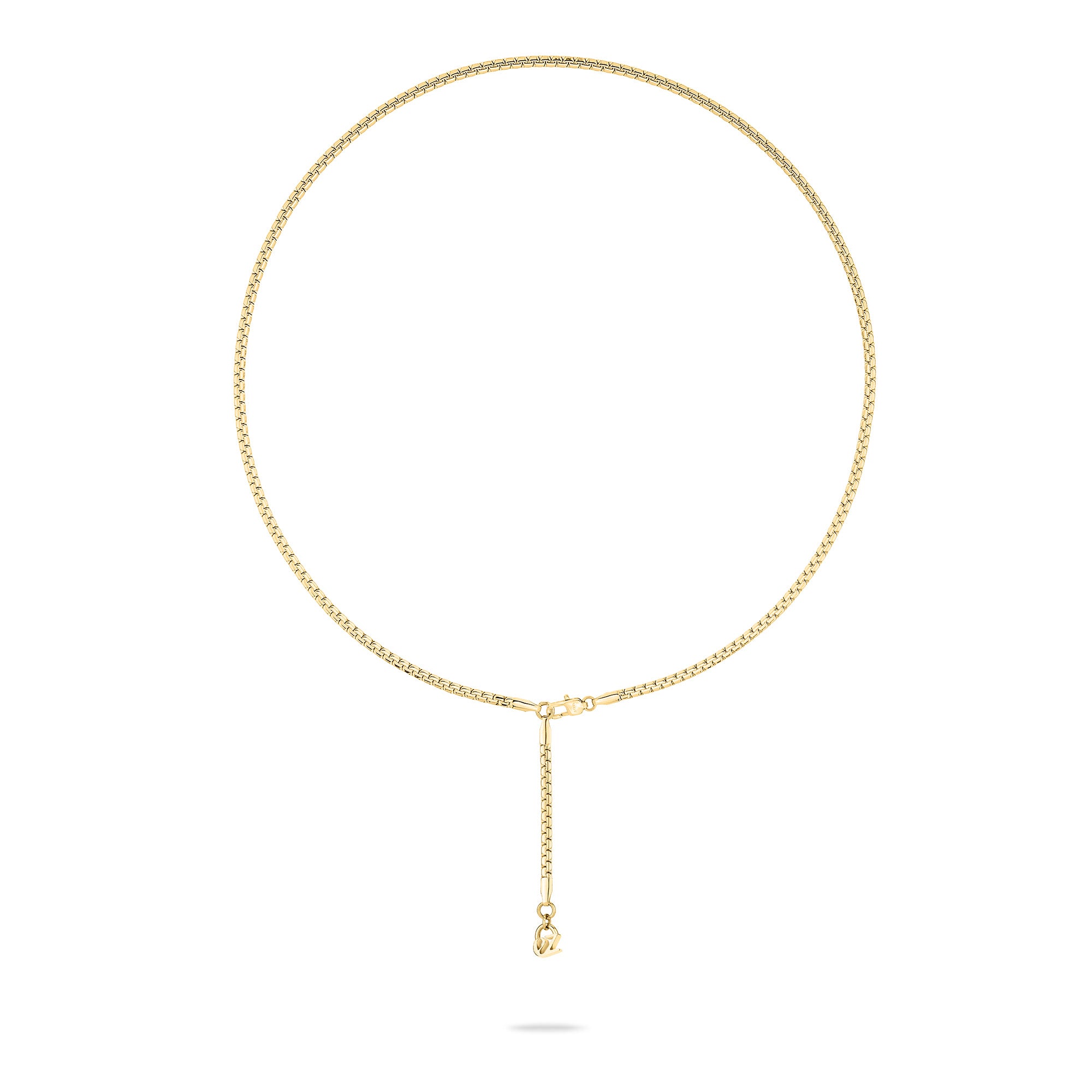 Die Echtzeit Halskette - The Sleek One von Echtzeit ist eine dünne Goldkette mit einem kleinen baumelnden Anhänger, ideal für schicke Layering-Looks. Abgebildet auf weißem Hintergrund.