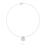 Die Echtzeit Halskette - Like Diamonds von Echtzeit besticht durch fünf Tropfenanhänger mit klaren Edelsteinen und glänzt als zeitloses Accessoire an einer zarten Kette.