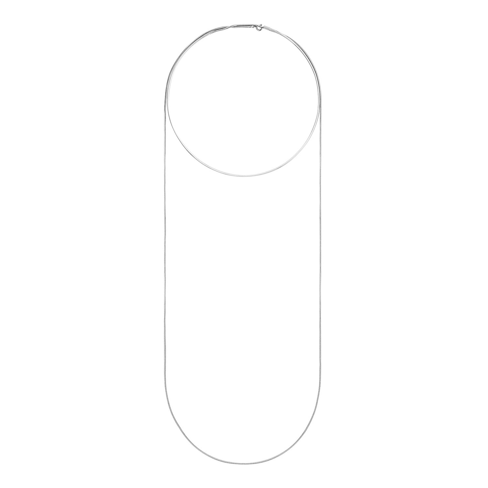 Liebeskind Berlin Halskette bestehend aus einem silbernem Halsreif und einer silbernen Schlangenkette im Layeringstyle; Zusatzbild