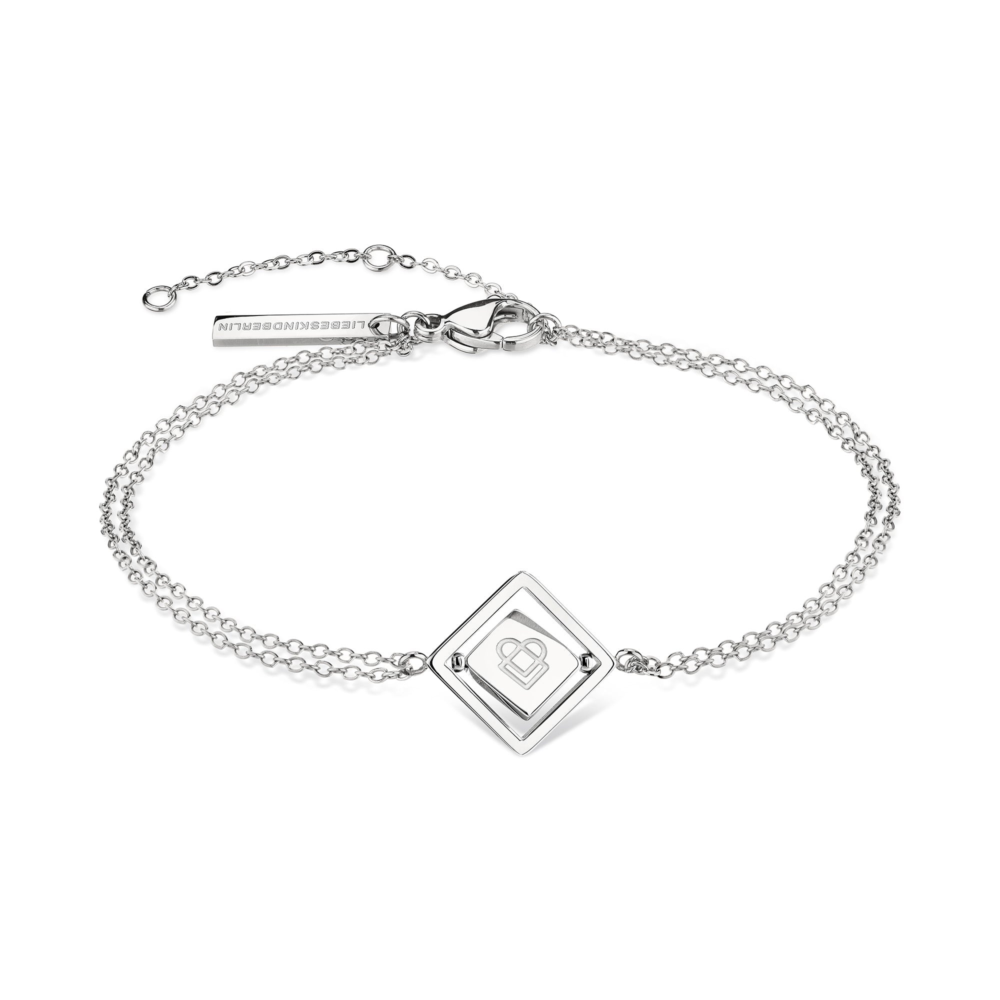 Das LIEBESKIND BERLIN Armband - Swinging Icon ist ein silbernes Kettenarmband mit einem geometrischen Diamanten in der Mitte, einem verstellbaren Verschluss und einem dezenten Logomania-Charm - ein elegantes Accessoire von Liebeskind Berlin.