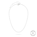 Zarte LIEBESKIND BERLIN Halskette - Charms Basiskette für Damen in Silber mit kleiner Schließe, abgebildet auf weiß. Liebeskind Berlin Logo unten abgebildet.