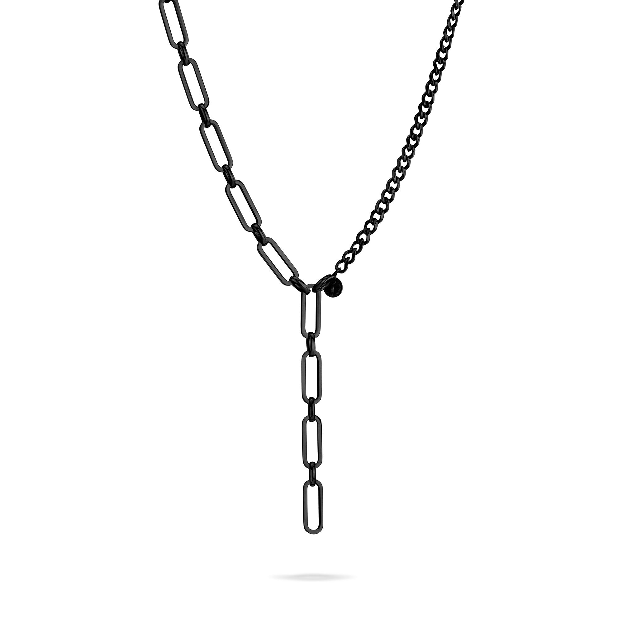Die LIEBESKIND BERLIN Halskette - Two Chain von Liebeskind Berlin ist eine asymmetrische schwarze Kette mit einem tropfenförmigen Anhänger, die jedes Outfit mit moderner Eleganz und Raffinesse bereichert.