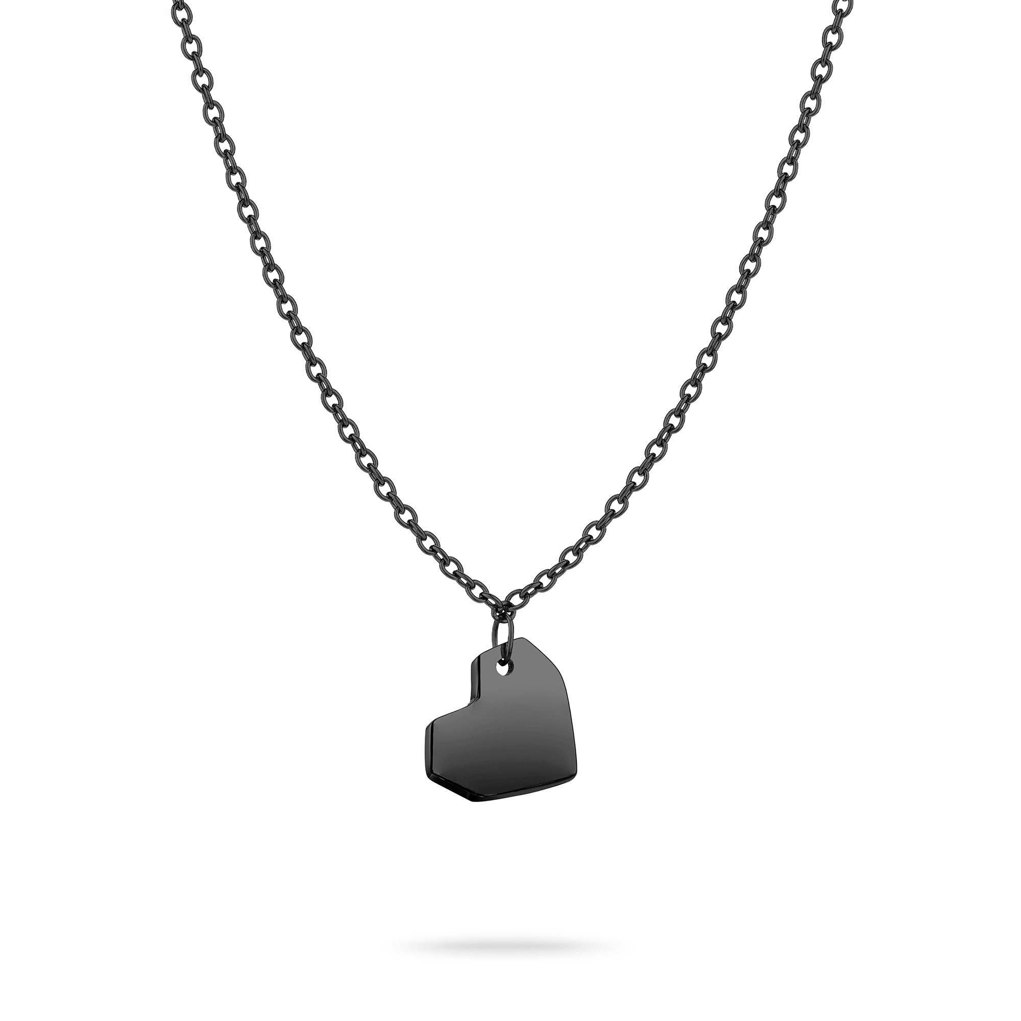 Die LIEBESKIND BERLIN Halskette - Urban Heart ist eine schwarze Kette mit einem abstrakten, geometrischen Herzanhänger von Liebeskind Berlin, der auf weißem Hintergrund abgebildet ist.