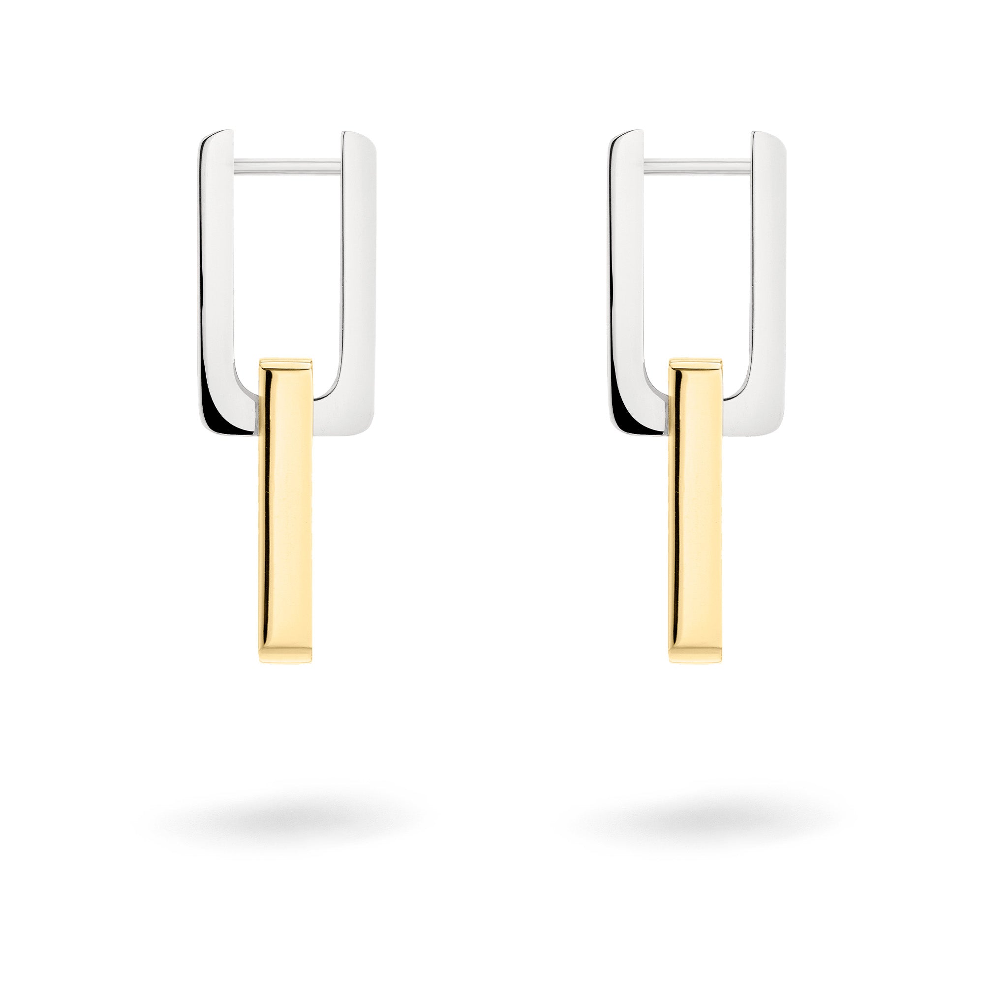 moderne Ohrstecker in rechteckiger Gliederform, silberfarbenen oberen und goldfarbenen unteren Teil. Seitenansicht der Klappschließe