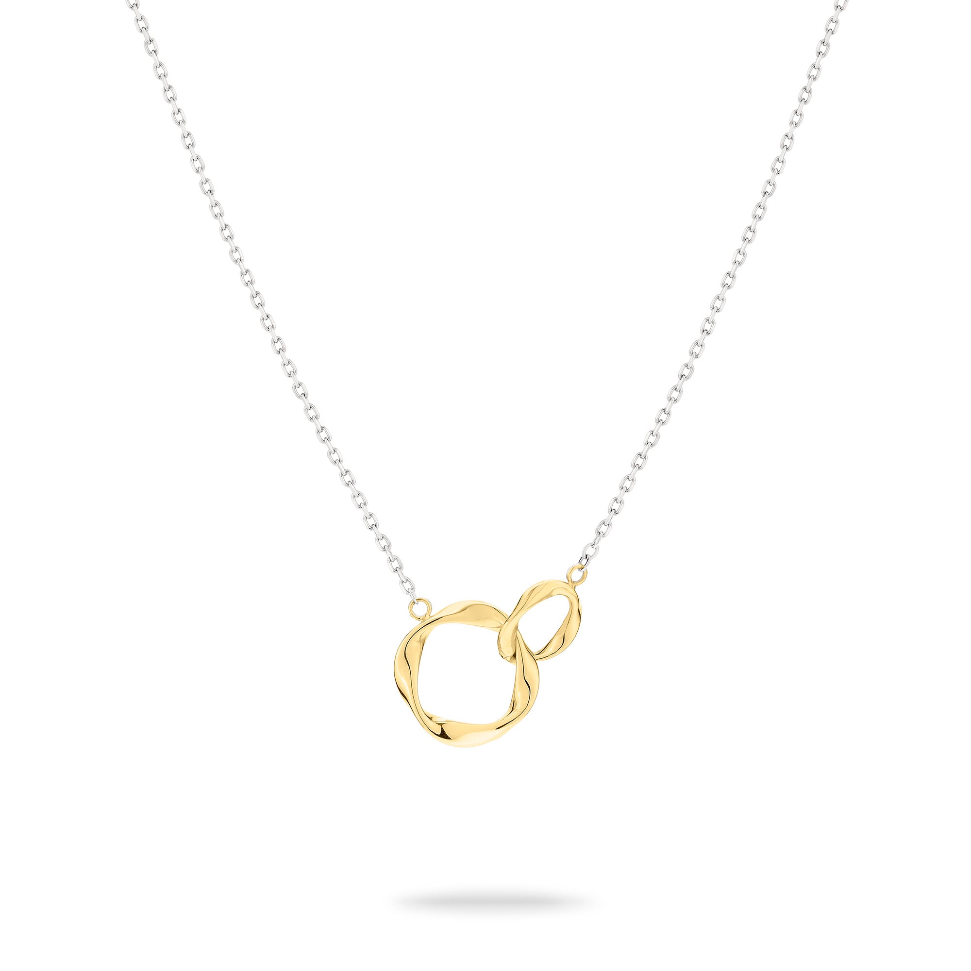 Die LIEBESKIND BERLIN Halskette - The Organic Twist von Liebeskind Berlin zeigt einen goldenen abstrakten Anhänger an einer polierten Edelstahlkette, perfekt für schicke Lagenlooks, auf weißem Hintergrund.