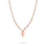 LIEBESKIND BERLIN Halskette - Der Double Tag von Liebeskind Berlin in Roségold besteht aus großen Gliederkettengliedern, einem runden Anhänger und einem vertikalen Bar Charm - moderner Schmuck für jeden Anlass.