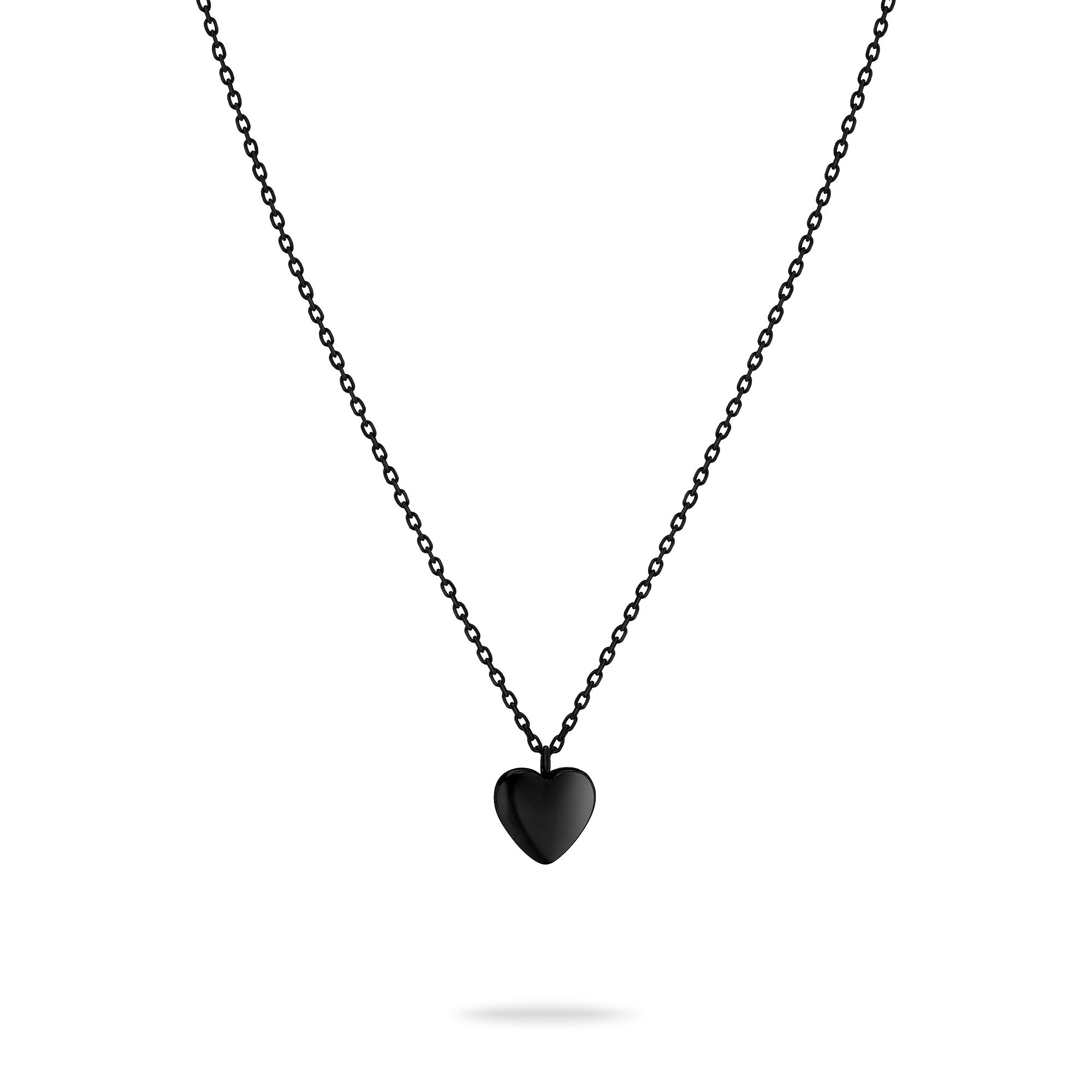 Stilvolle LIEBESKIND BERLIN Halskette - My Heart mit kleinem schwarzen Herzanhänger, elegant inszeniert auf weißem Hintergrund.