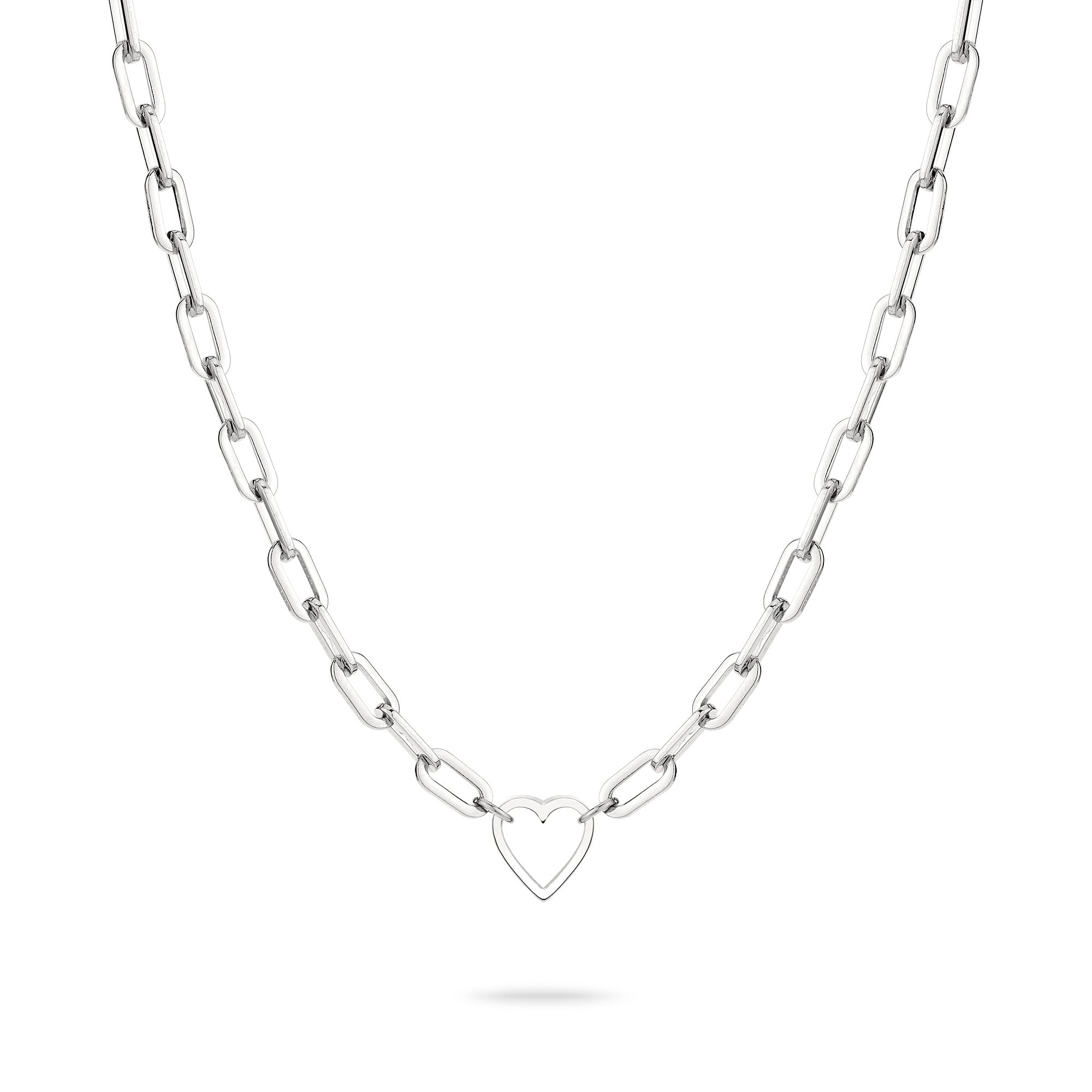 Liebeskind Berlin Halskette - In Liebe: Silberne Halskette mit länglichen Gliedern und minimalistischem Herzanhänger, ausgestellt auf Weiß - ein ideales Geschenk.