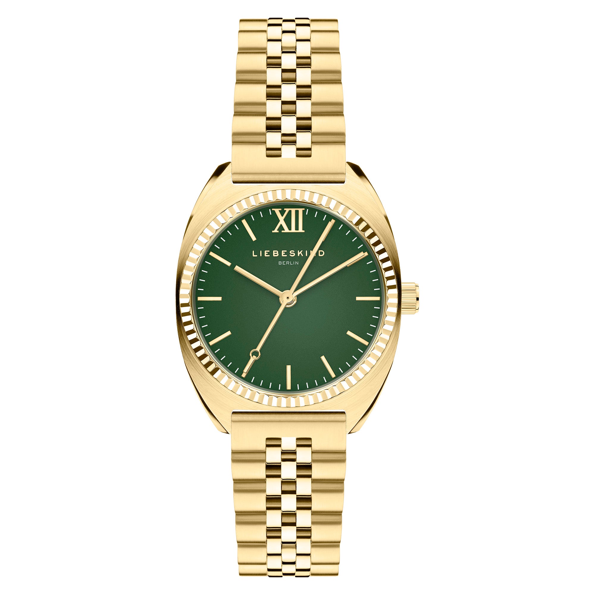 Die LIEBESKIND BERLIN Armbanduhr - The Colorful Classic Must-Have verfügt über ein grünes Zifferblatt mit goldenen Indexen, ein goldenes Metallgliederband und trägt den Namen Liebeskind Berlin auf dem Zifferblatt.