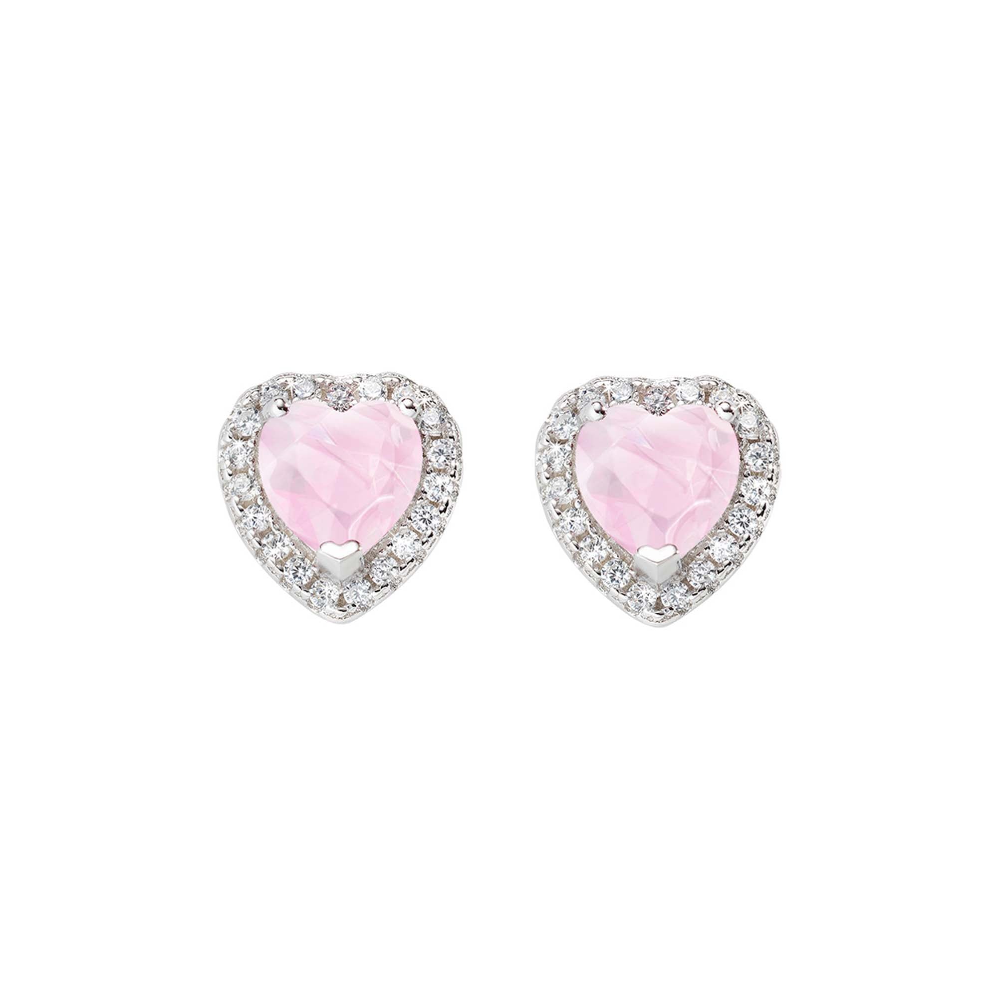 Amen Ohrringe - The Pink Heart von Amen: Ohrringe in Herzform mit rosa Edelsteinen und kleinen Kristallen, gefertigt aus 925er Sterlingsilber, auf weißem Hintergrund.