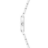 Seitenansicht der Tamaris Armbanduhr - The Small Classic von Tamaris mit schlankem, rundem Gehäuse und elegantem Metallgliederband auf weißem Hintergrund.