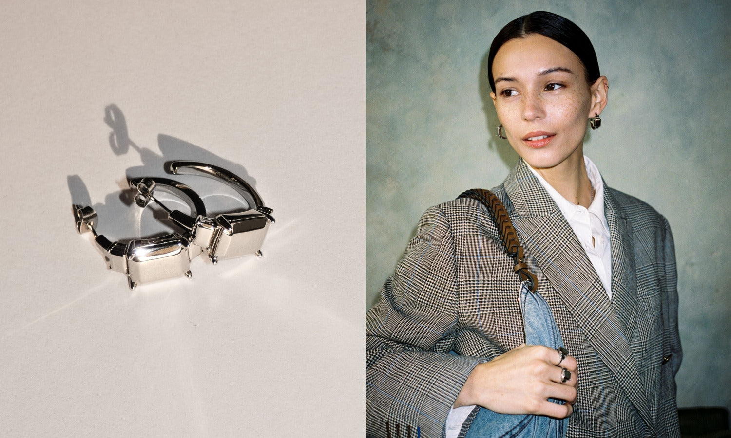 LIEBESKIND BERLIN silberne Statement-Creolen mit modernem Gliederdesign, getragen zum Blazer – urbaner Damenschmuck im minimalistischen Berlin Style.