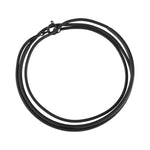 Liebeskind Berlin Armband bestehend aus einem schwarzen Edelstahlreif und einer schwarzen Schlangenkette; Tragebild