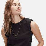 Liebeskind Berlin Halskette; individuell anpassbare Y-Kette in der Farbe gold Tragebild