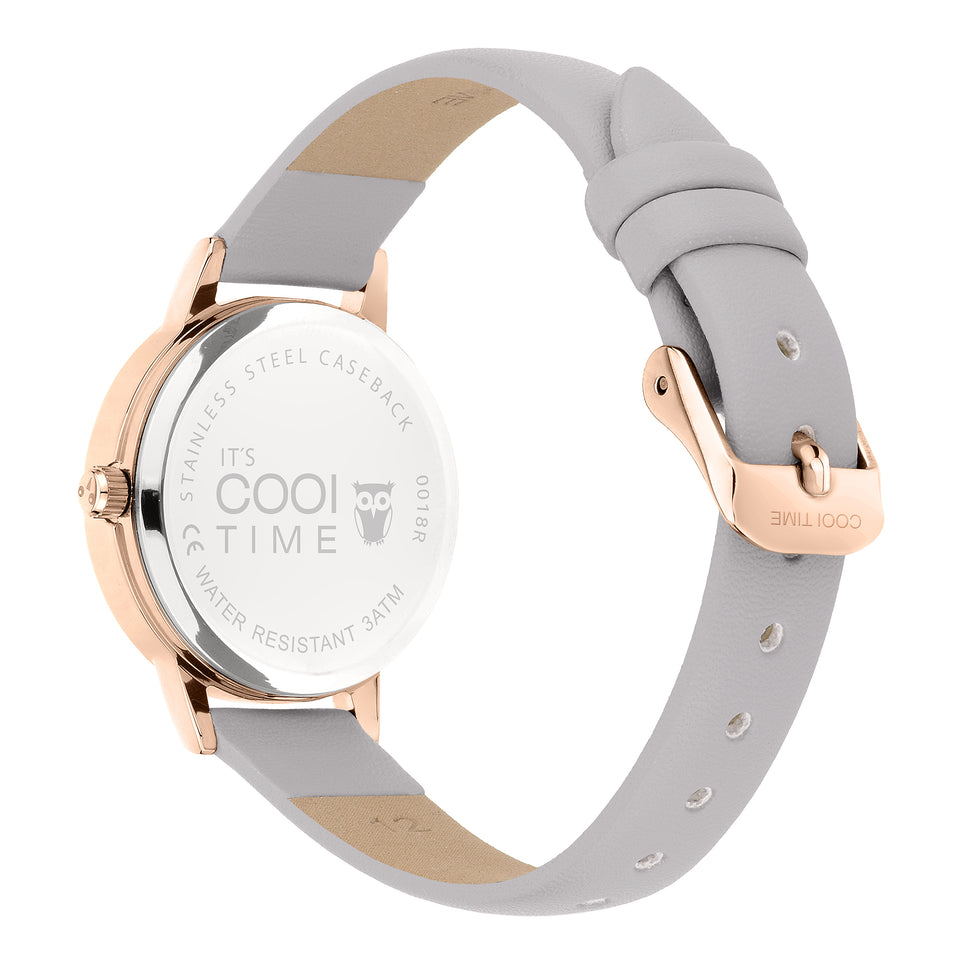 Cool Time Kids Armbanduhr mit Blütenmotiv auf dem Zifferblatt, roségoldenem Gehäuse und grauem Kunstlederarmband; Rückansicht