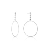 Die Ania Haie Creole - Spike it up aus 925er Sterlingsilber zeigt geometrische Stud-Posts und wird auf weißem Hintergrund präsentiert.