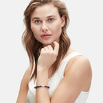 Liebeskind Berlin Armband Beads; Edelstahlbeads in der Farbe gold Tragebild