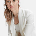 Liebeskind Berlin Ear Cuff - Basic; Creole in der Farbe silber Tragebild