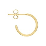 Die LIEBESKIND BERLIN Creole - The Small Logo Hoops sind goldene Halbrandohrringe mit Stift und Schmetterlingsverschluss, inspiriert von den klassischen Ohrringen von Liebeskind Berlin, die auf weißem Hintergrund abgebildet sind.